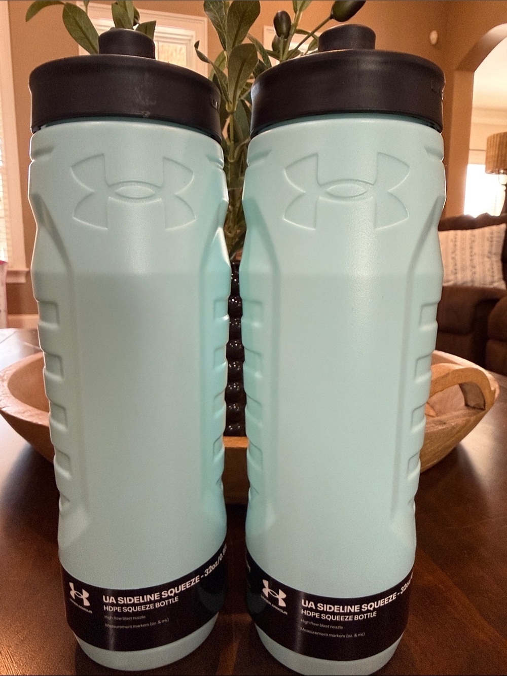 Under Armour 32oz Sideline Squeeze Water Bottle Blue New Set of 2